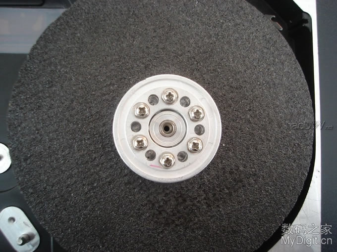 废旧硬盘改造的电磨工具(电机可长转不间断) 废旧硬盘改造的电磨工具(电机可长转不间断)