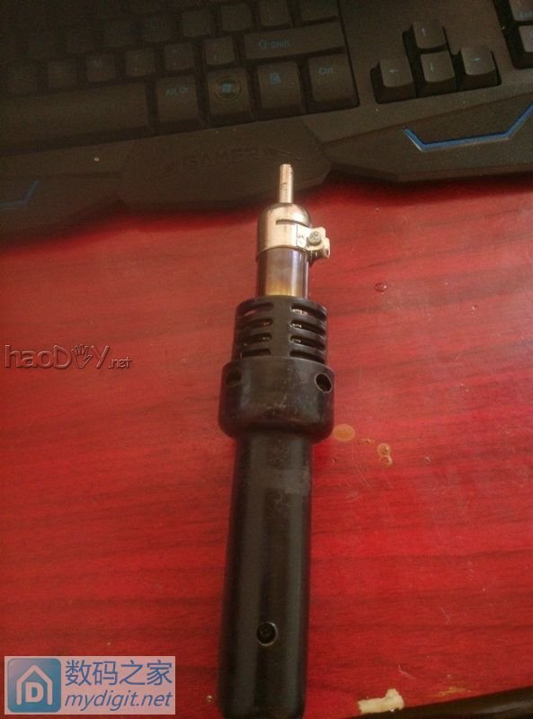 请输入描述 100大洋买的二手热风枪,邮费25,我不是偏远地区,还不给我发ems