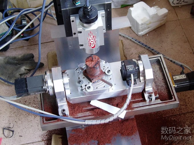 处女贴,发个自己玩的5轴雕刻机 处女贴,发个自己玩的5轴雕刻机