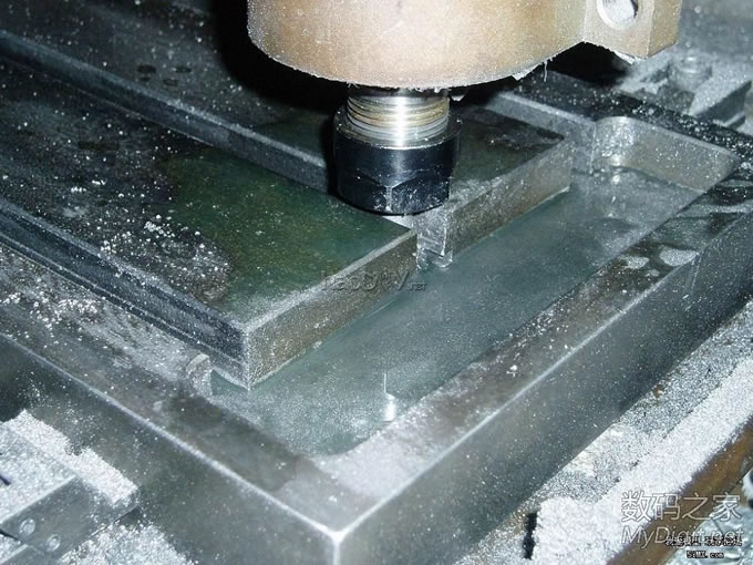 处女贴,发个自己玩的5轴雕刻机