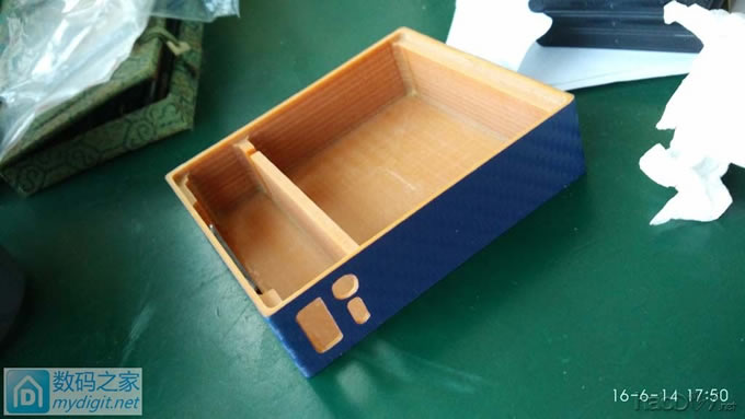 一个好汉三个帮,组个逼格略高的移动电源