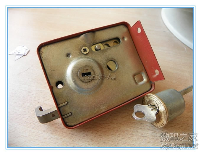 没钥匙的锁只能扔?那你浪费了,来看看怎么配钥匙。