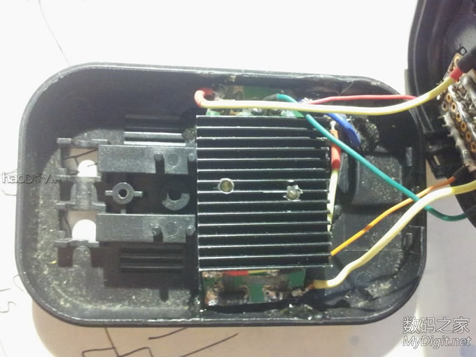 用TP4056打造精准充电的万能充