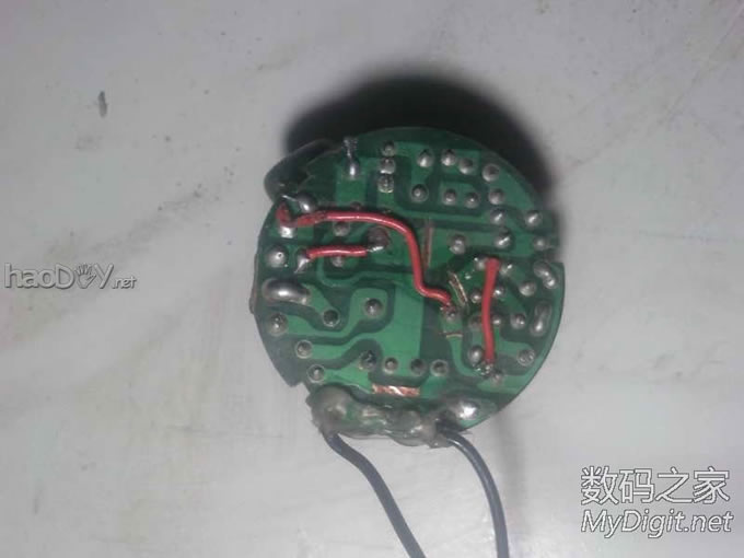 电瓶车充电器改可调电源教程 电瓶车充电器改可调电源教程