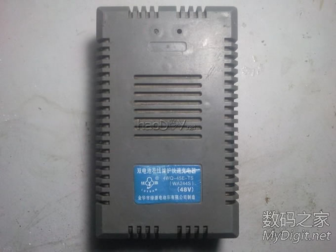 电瓶车充电器改可调电源教程