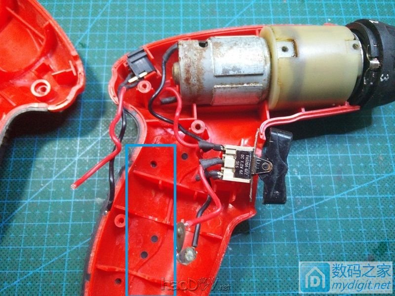 『二师兄出品』4.8V小电批电动螺丝刀改造电量指示灯&充电板 『二师兄出品』4.8V小电批电动螺丝刀改造电量指示灯&充电板