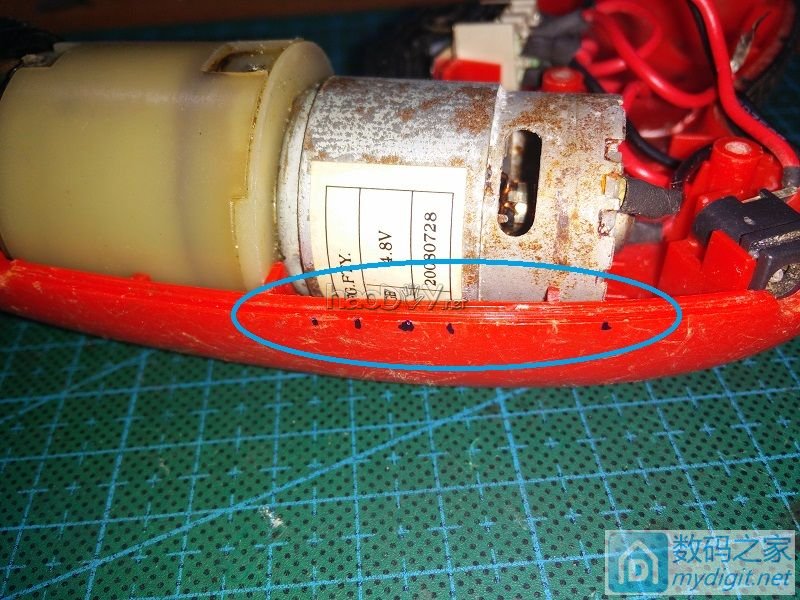 『二师兄出品』4.8V小电批电动螺丝刀改造电量指示灯&充电板 『二师兄出品』4.8V小电批电动螺丝刀改造电量指示灯&充电板