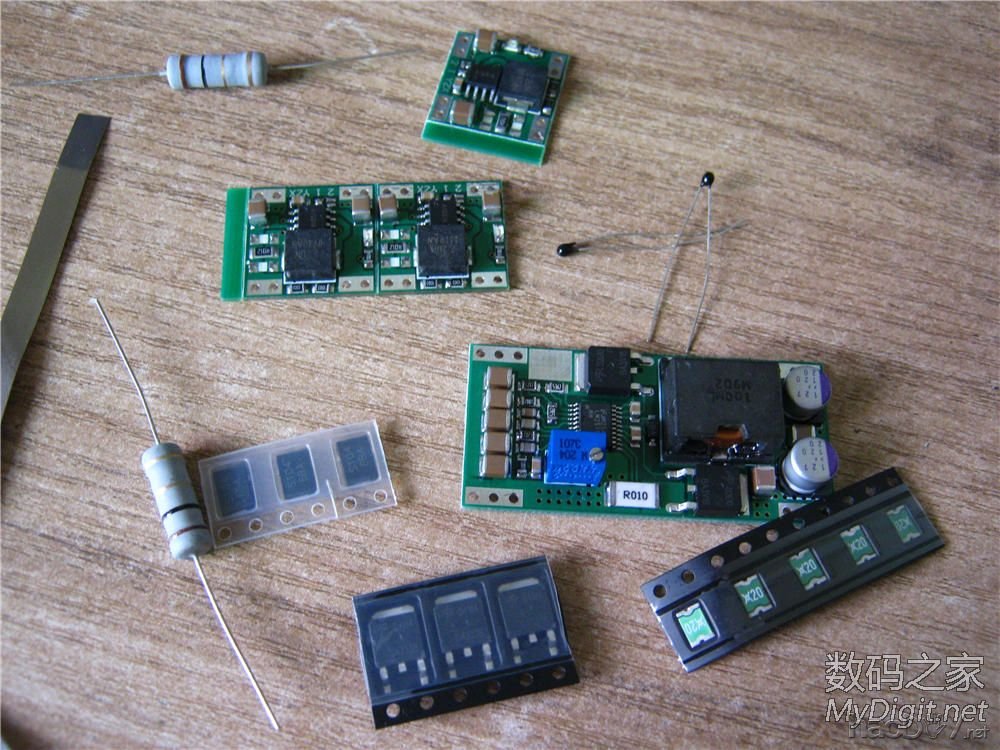 XX牌  54600mah 多输出 移不动电源完工! XX牌  54600mah 多输出 移不动电源完工!