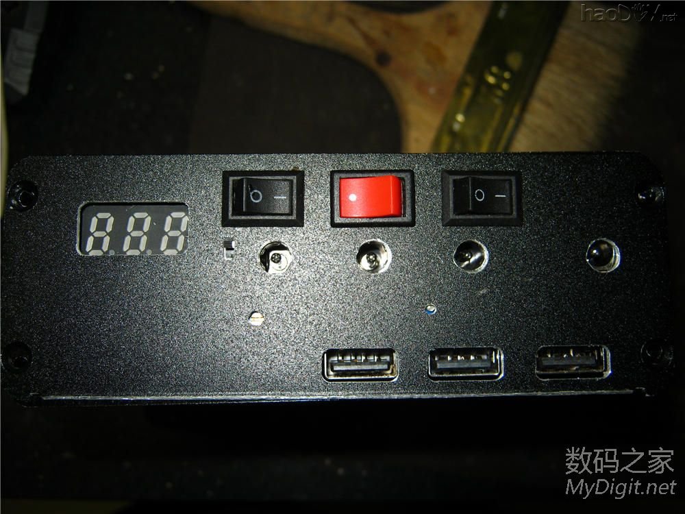 XX牌  54600mah 多输出 移不动电源完工!