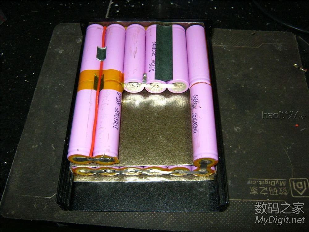 XX牌  54600mah 多输出 移不动电源完工! XX牌  54600mah 多输出 移不动电源完工!