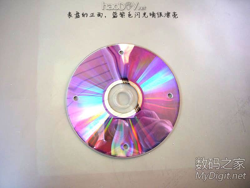 DIY DVD光盘时钟:夜晚灯光照明 DIY DVD光盘时钟:夜晚灯光照明