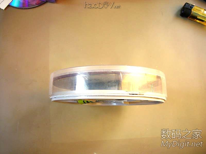 DIY DVD光盘时钟:夜晚灯光照明