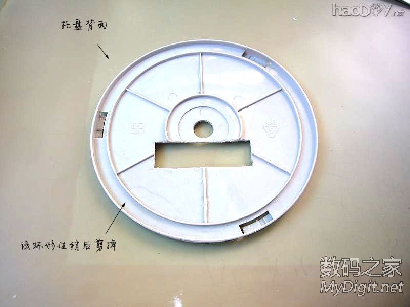 DIY DVD光盘时钟:夜晚灯光照明 DIY DVD光盘时钟:夜晚灯光照明