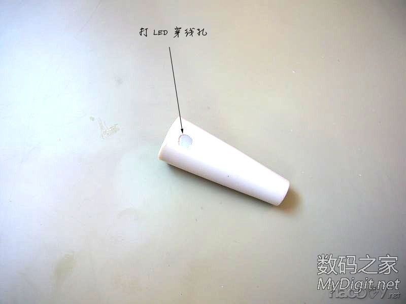 DIY DVD光盘时钟:夜晚灯光照明