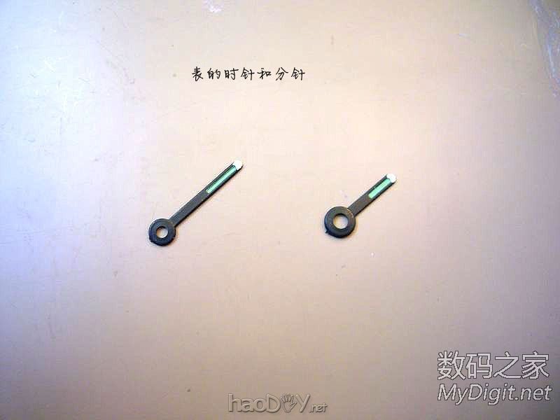 DIY DVD光盘时钟:夜晚灯光照明