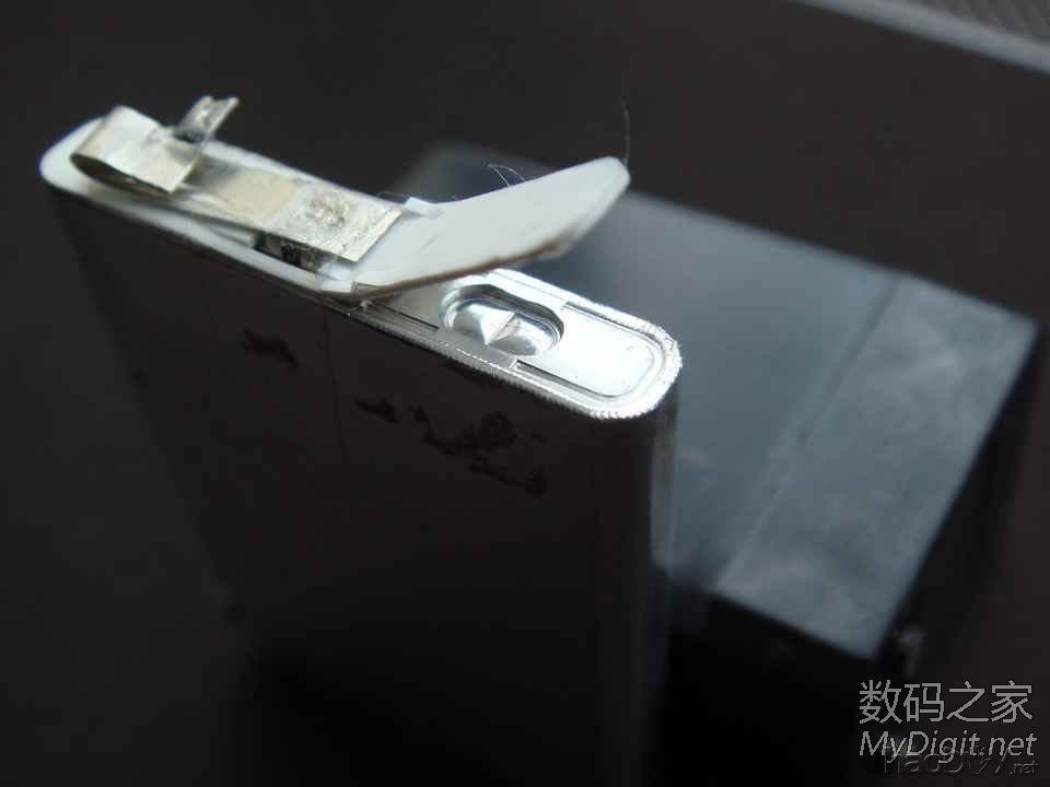 铅酸蓄电池LED手电改锂电池的两个方案