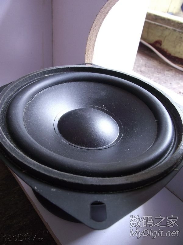 纯手工打造MP3解码+2.1木质有源音箱 纯手工打造MP3解码+2.1木质有源音箱