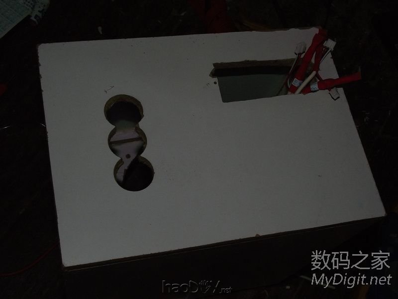 纯手工打造MP3解码+2.1木质有源音箱