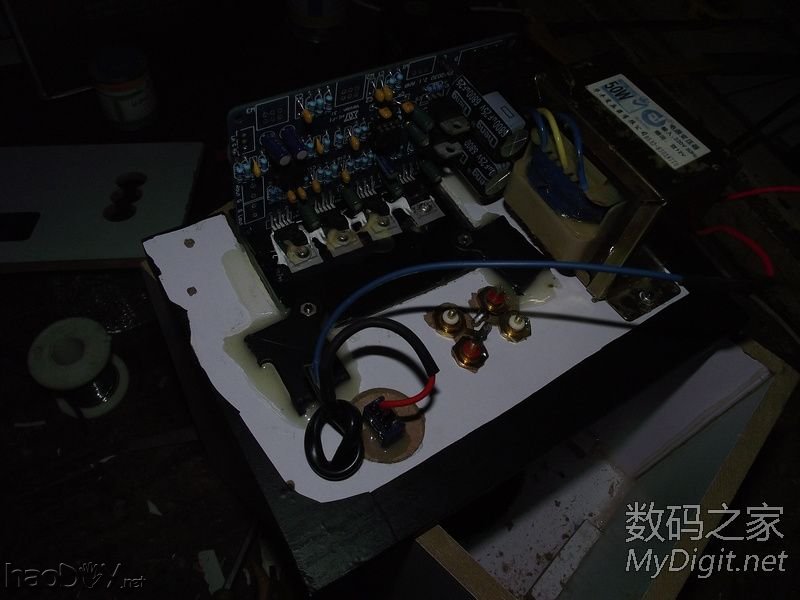 纯手工打造MP3解码+2.1木质有源音箱