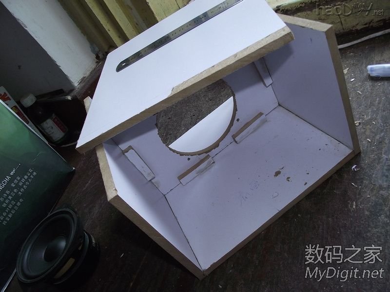 纯手工打造MP3解码+2.1木质有源音箱 纯手工打造MP3解码+2.1木质有源音箱