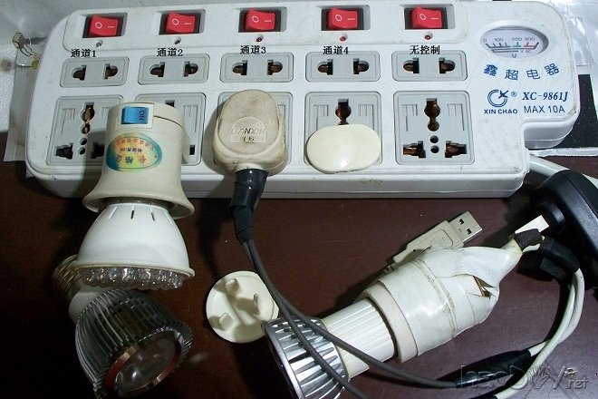 学习型多路红外遥控插座-附图片,电路,源代码 学习型多路红外遥控插座-附图片,电路,源代码