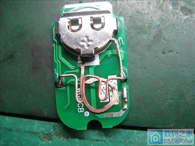 小电电遥控改电池 失败了 小电电遥控改电池 失败了