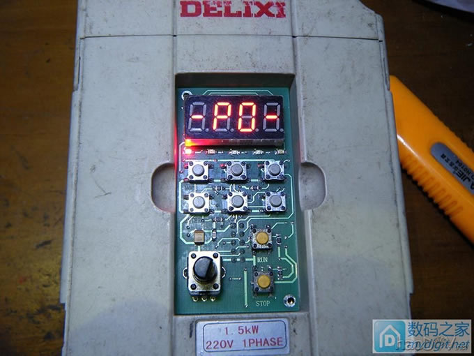 变频器无面板等于废品,我来自制一个吧,简单的小面板,复杂的过