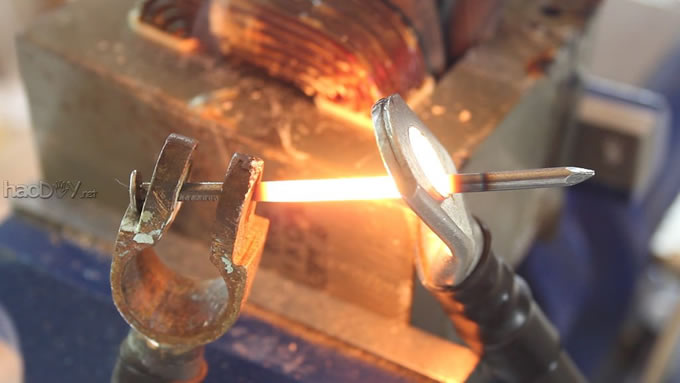 神马电容点焊机都弱爆了,看看这个(转) 神马电容点焊机都弱爆了,看看这个(转)