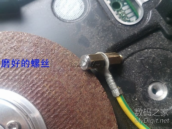 老希捷硬盘+角磨机磨片,超简单打造打磨机的方法