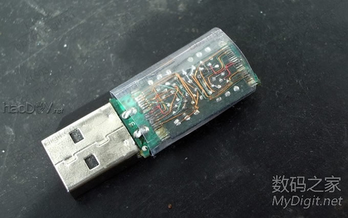 把LGA的Flash飞线焊接到TSOP主控板上,呵呵呵