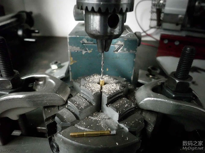 分享DIY的车、钻、铣加工装备。