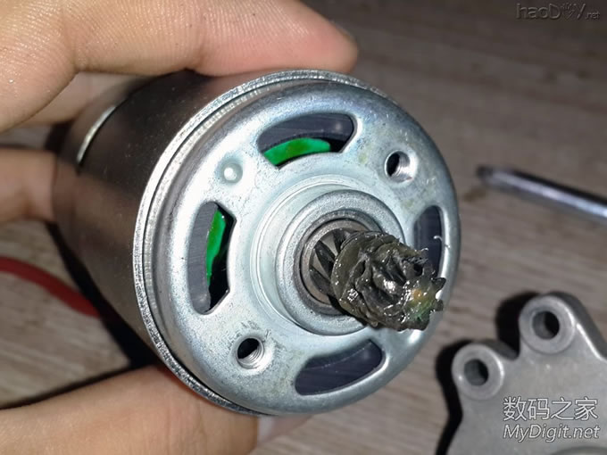 Re:拆38元TOOLSHOP充电圆锯+改装全攻略+使用通用锯片+增加调速功能+开关电源供电方 .. 拆解TOOLSHOP充电圆锯+改装全攻略+使用通用锯片+增加调速功能+开