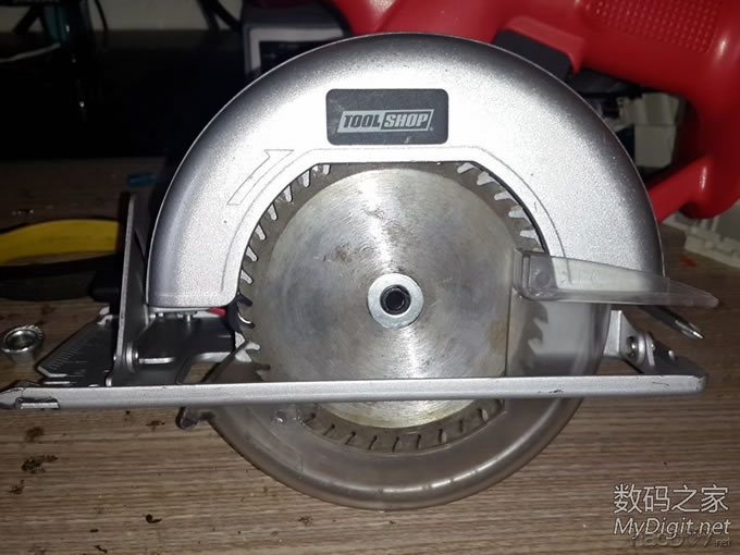 Re:拆38元TOOLSHOP充电圆锯+改装全攻略+使用通用锯片+增加调速功能+开关电源供电方 .. 拆解TOOLSHOP充电圆锯+改装全攻略+使用通用锯片+增加调速功能+开