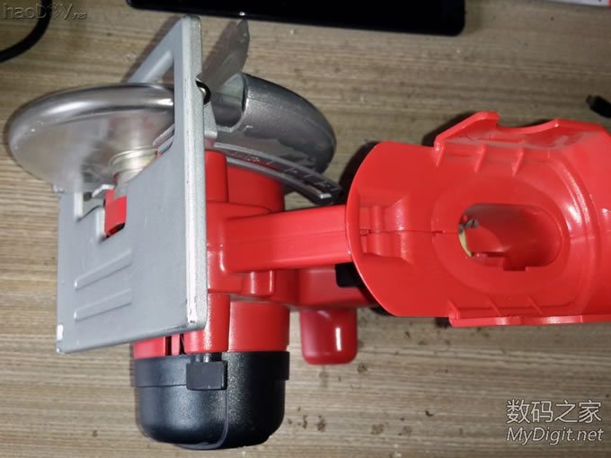 拆解TOOLSHOP充电圆锯+改装全攻略+使用通用锯片+增加调速功能+开关电源供电方法 拆解TOOLSHOP充电圆锯+改装全攻略+使用通用锯片+增加调速功能+开