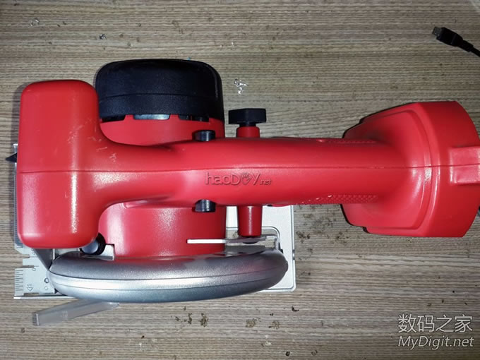 拆解TOOLSHOP充电圆锯+改装全攻略+使用通用锯片+增加调速功能+开关电源供电方法 拆解TOOLSHOP充电圆锯+改装全攻略+使用通用锯片+增加调速功能+开