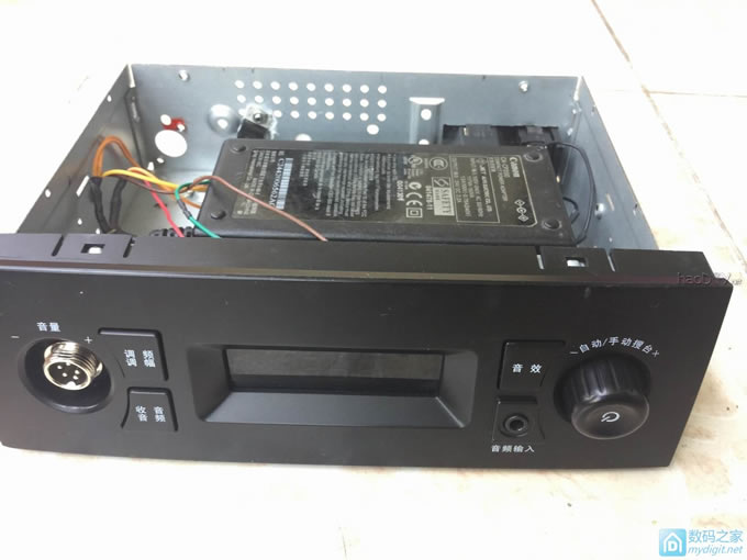 请输入描述 天气暴热,为自己心爱的白光烙铁控制器做一个凉爽的家。