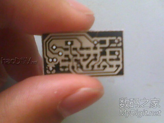 迷你版1.5V干电池升9V,输出电压可调,不用绕变压器,万用表电池不愁了 迷你版1.5V干电池升9V,输出电压可调,不用绕变压器,万用表电池