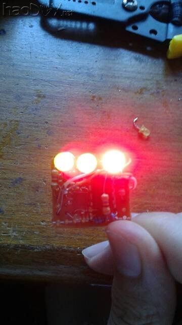 DIY 电量指示灯 DIY 电量指示灯