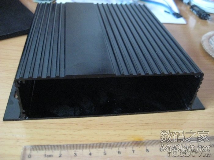 手工打造全金属迷你下载机,手掌大小,实现iPad遥控开机和远程控制(96图) 手工打造全金属迷你下载机,手掌大小,实现iPad遥控开机和远程控