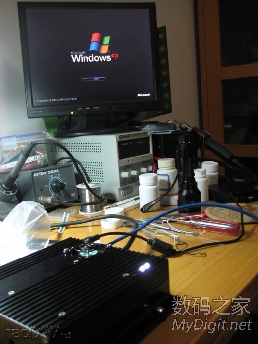 手工打造全金属迷你下载机,手掌大小,实现iPad遥控开机和远程控