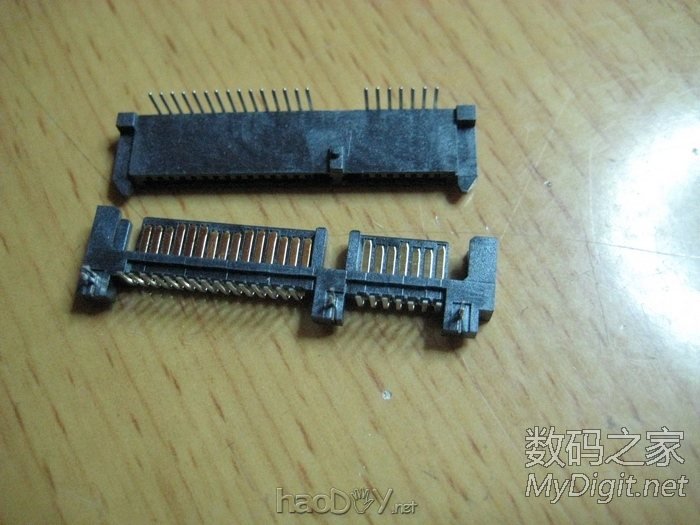 手工打造全金属迷你下载机,手掌大小,实现iPad遥控开机和远程控