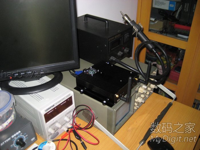 手工打造全金属迷你下载机,手掌大小,实现iPad遥控开机和远程控