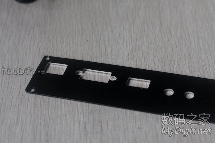 手工打造全金属迷你下载机,手掌大小,实现iPad遥控开机和远程控