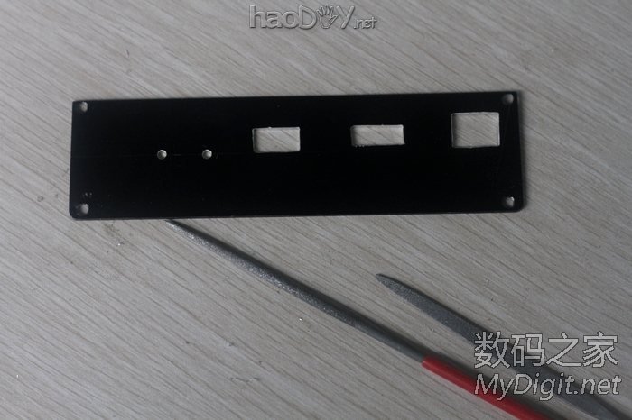 手工打造全金属迷你下载机,手掌大小,实现iPad遥控开机和远程控