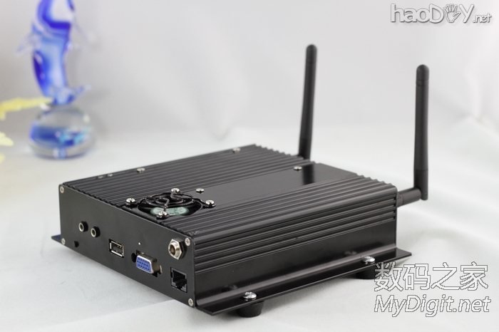 手工打造全金属迷你下载机,手掌大小,实现iPad遥控开机和远程控