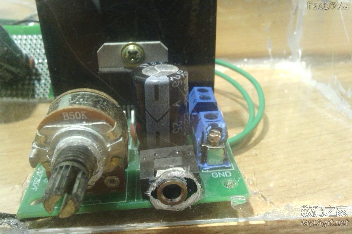 TDA7297+STC音乐频谱显示功放 TDA7297+STC音乐频谱显示功放