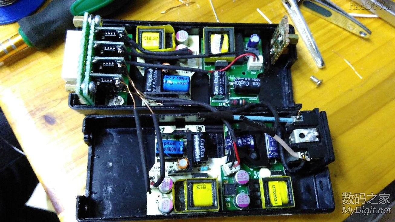 用心做一个4S平衡充,也就是独立充,4个5V1A电源加4个4056充电板