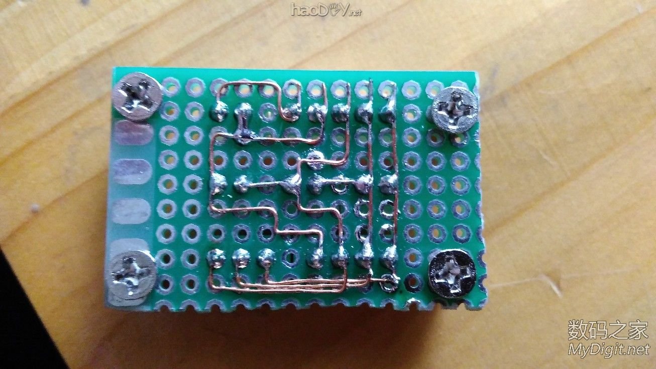 用心做一个4S平衡充,也就是独立充,4个5V1A电源加4个4056充电板 用心做一个4S平衡充,也就是独立充,4个5V1A电源加4个4056充电板