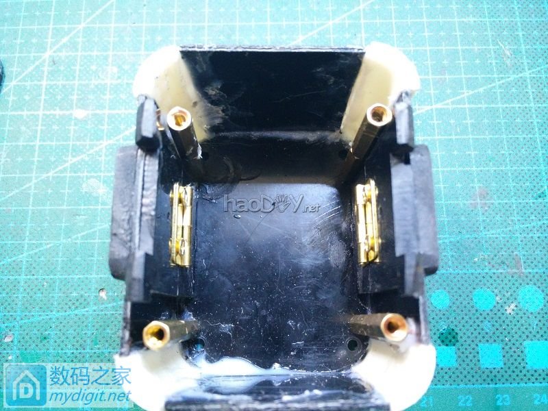 『二师兄出品』为松下EZT168贴身打造电池盒(1)