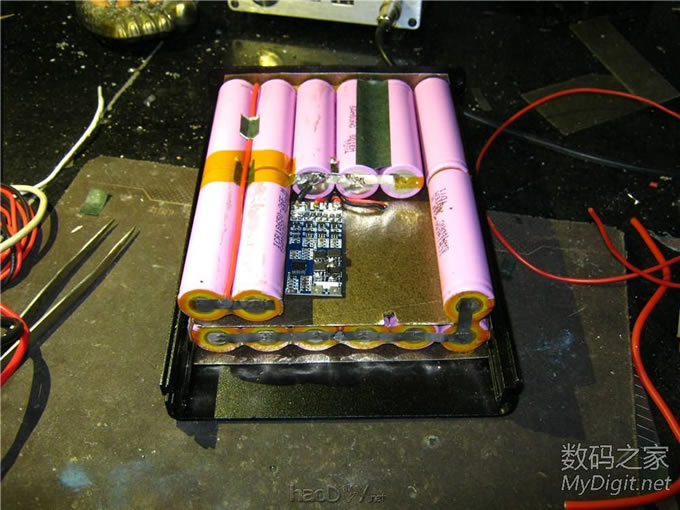 XX牌  54600mah 多输出 移不动电源完工!